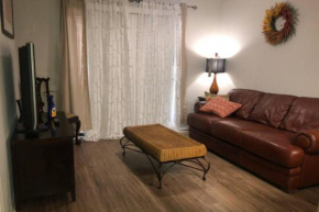 Lovely 1-bedroom rental space with free parking